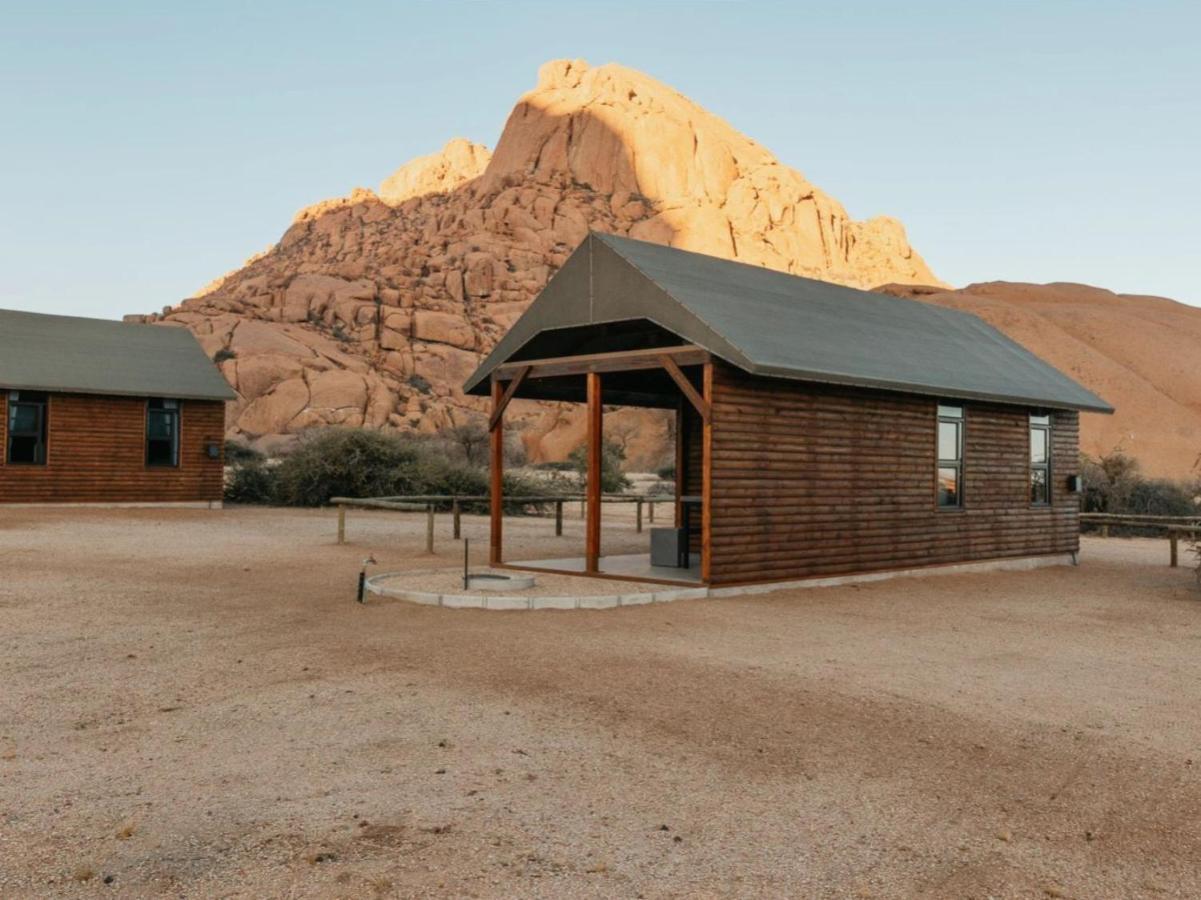 Spitzkoppe Cabin Camp Usakos Εξωτερικό φωτογραφία